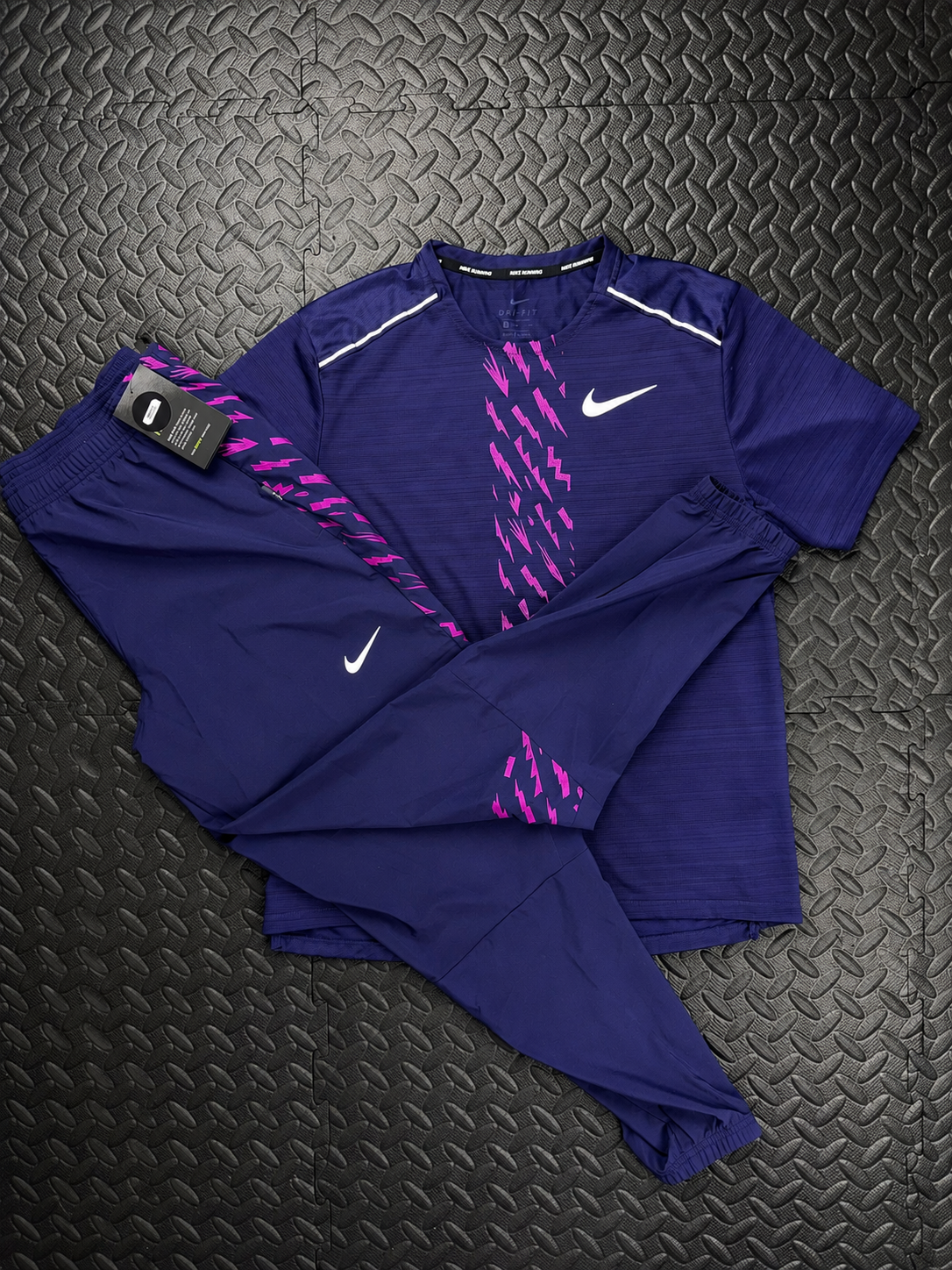 NIKE PURPLE BOLT 2-PEICE SET
